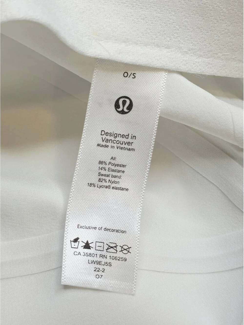 Lululemon Fast and Free Running Hat Pride White Rainbow Logo Strapback OSFM EUC